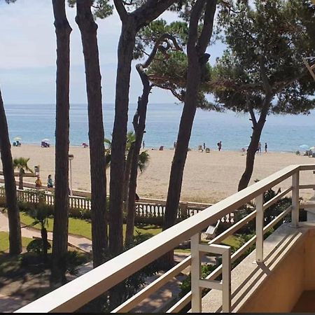 Apartamento A 1ª Linea De Mar, Vilafortuny カンブリルス エクステリア 写真