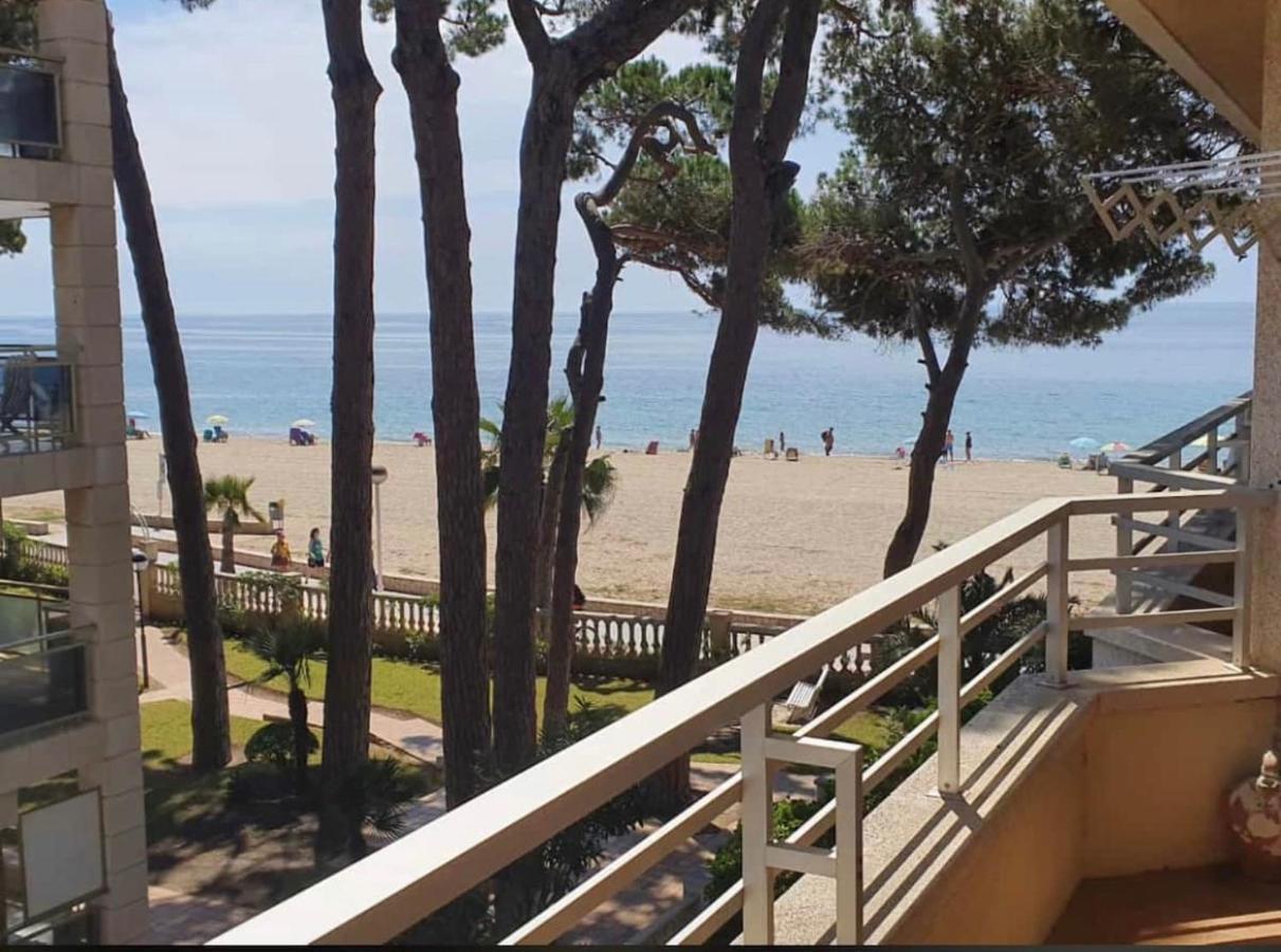 Apartamento A 1ª Linea De Mar, Vilafortuny カンブリルス エクステリア 写真